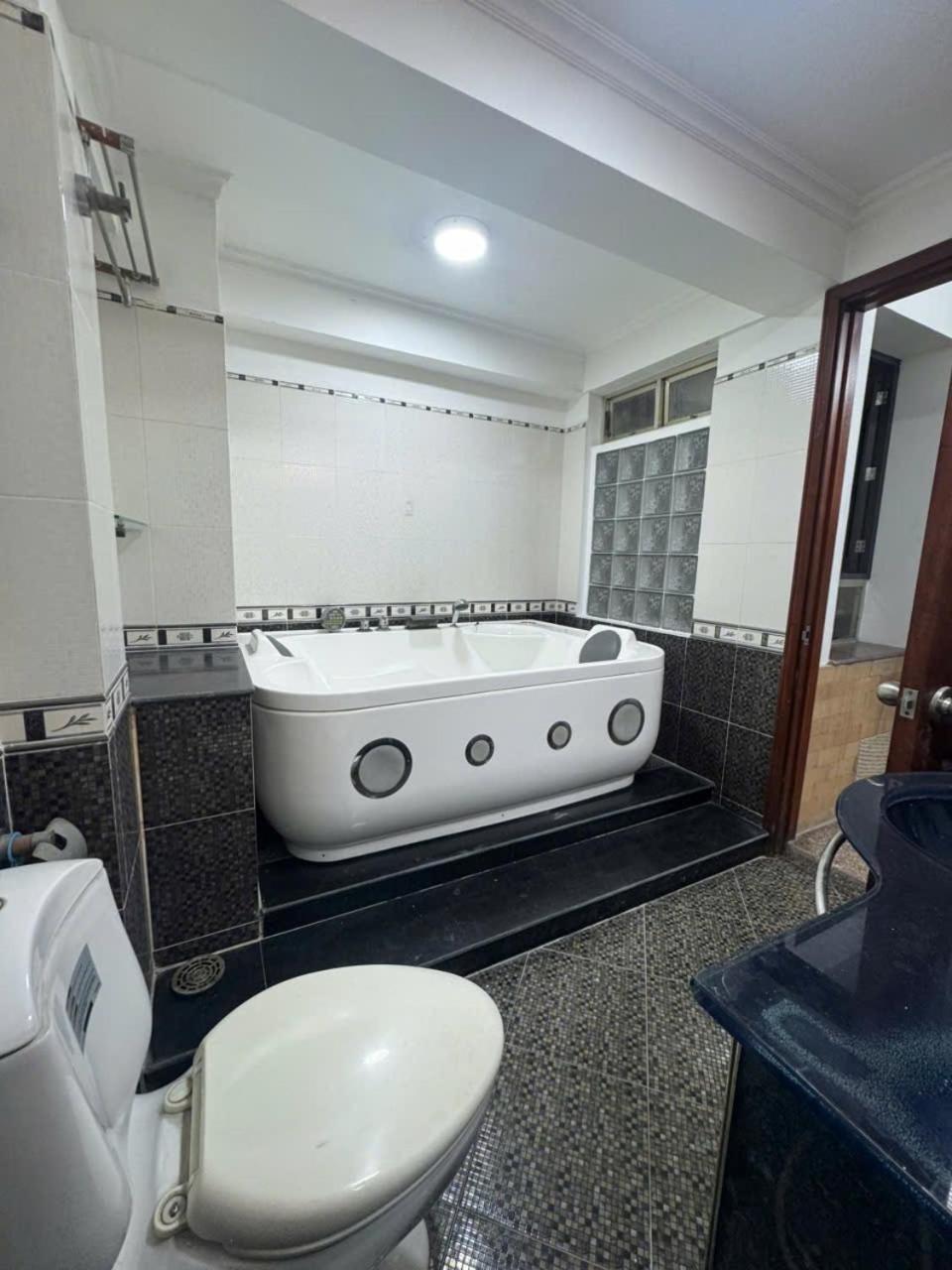 57 Hoa Lan Căn hộ